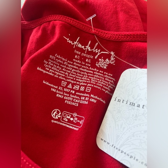 Free People ~ Intimates ~ ' Cap Sleeve Seamless Crop Cami ' ~Salsa~ Sz~M/L *NWT - Picture 6 of 11